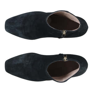 Black Millie 38
