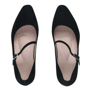 Moxie Black 37