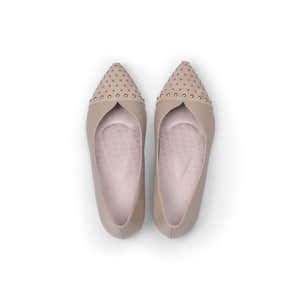 Lola Studs Beige