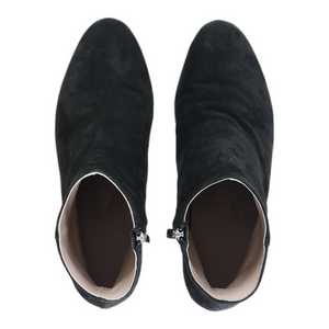 Bella Black 38
