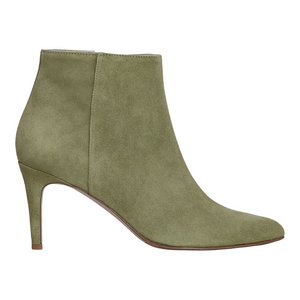 Sylvia Green 41