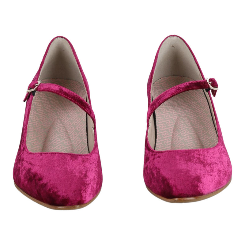 Moxie Cerise 38