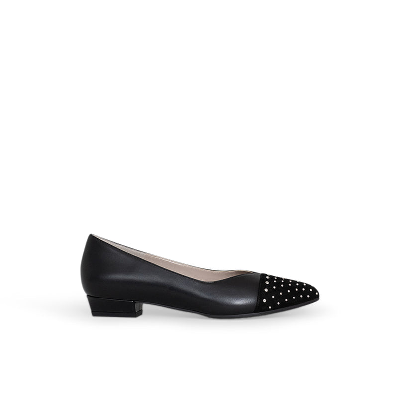 Lola Studs Black 37