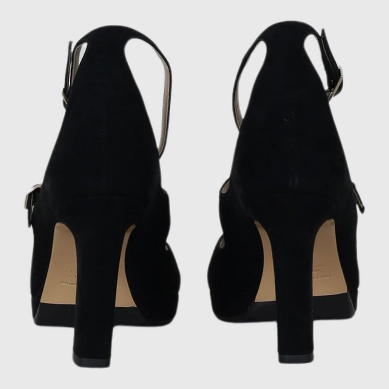 Hedy Black 38