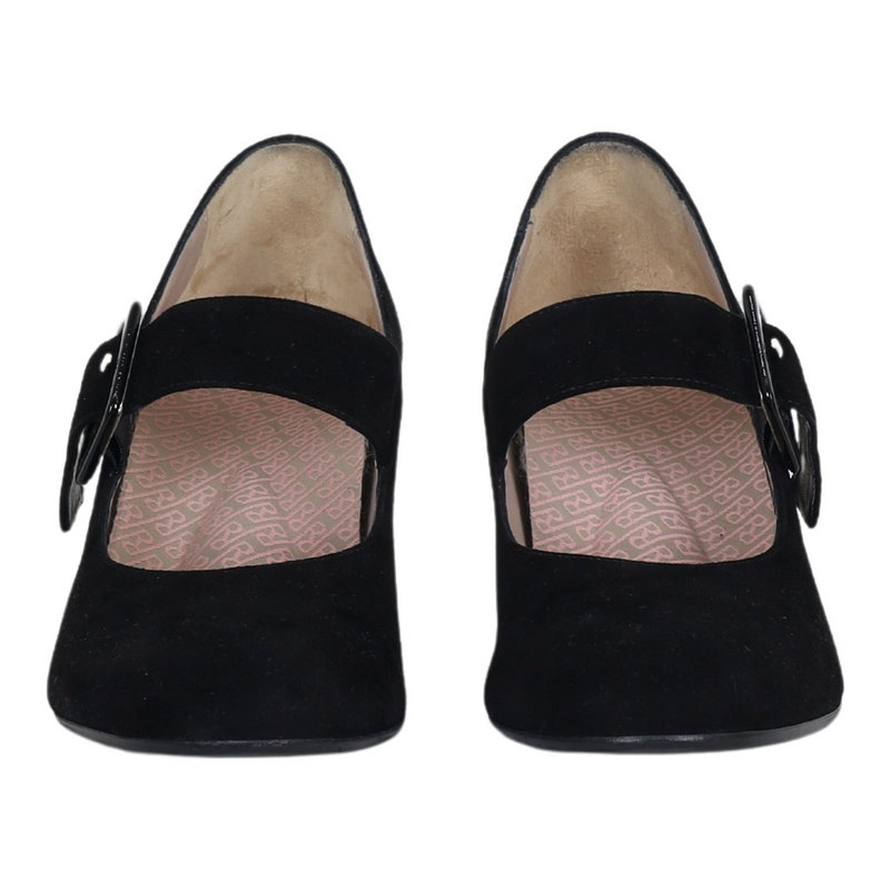 Elisa Black 40
