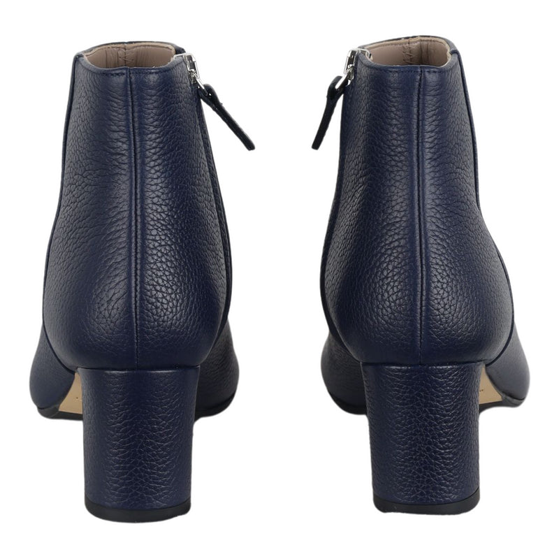 Faye Midnight 36