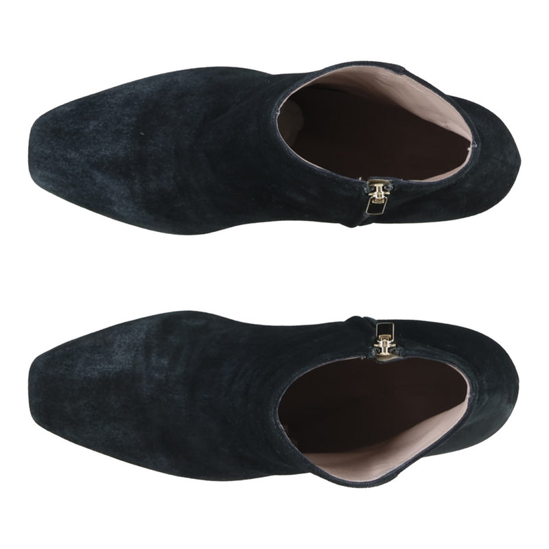 Black Millie 38