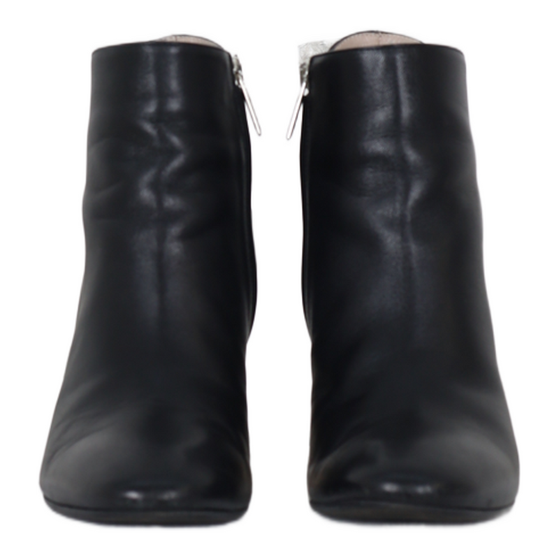 Mathilde Studs Black 38