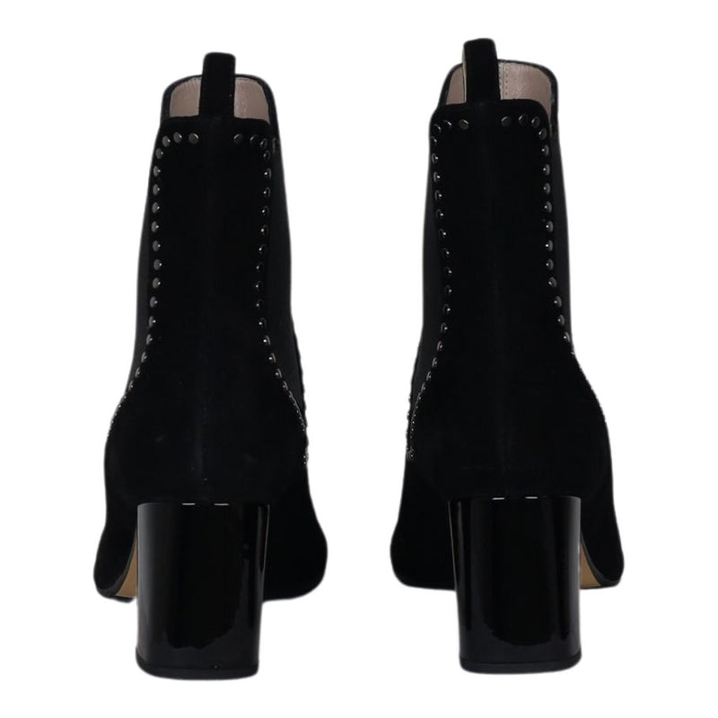 Simone Black 37