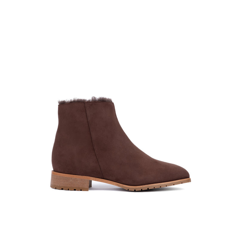 Sigrun Winter Brown