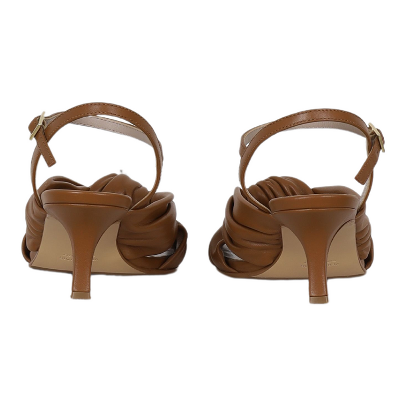 Marianne Toffee 37