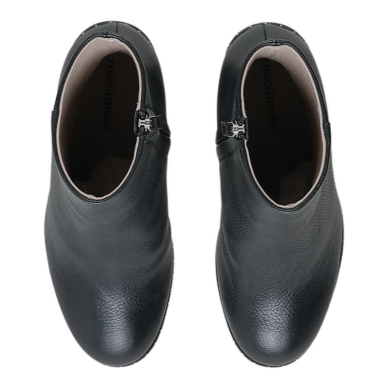 Saga Black 37