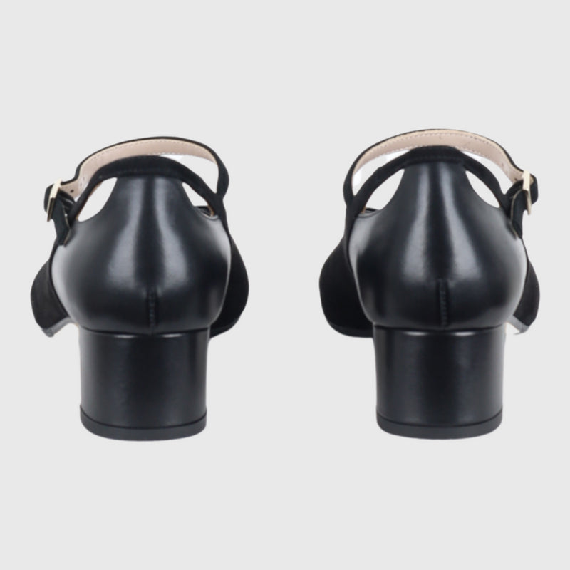 Angelica Black 35