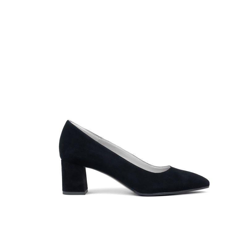 Camilla Black 40