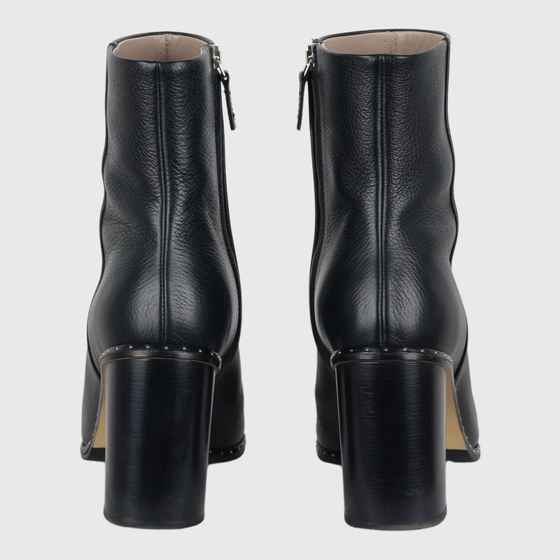 Saga Black 40