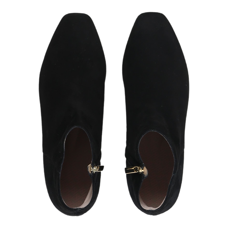 Sigrun Black 40
