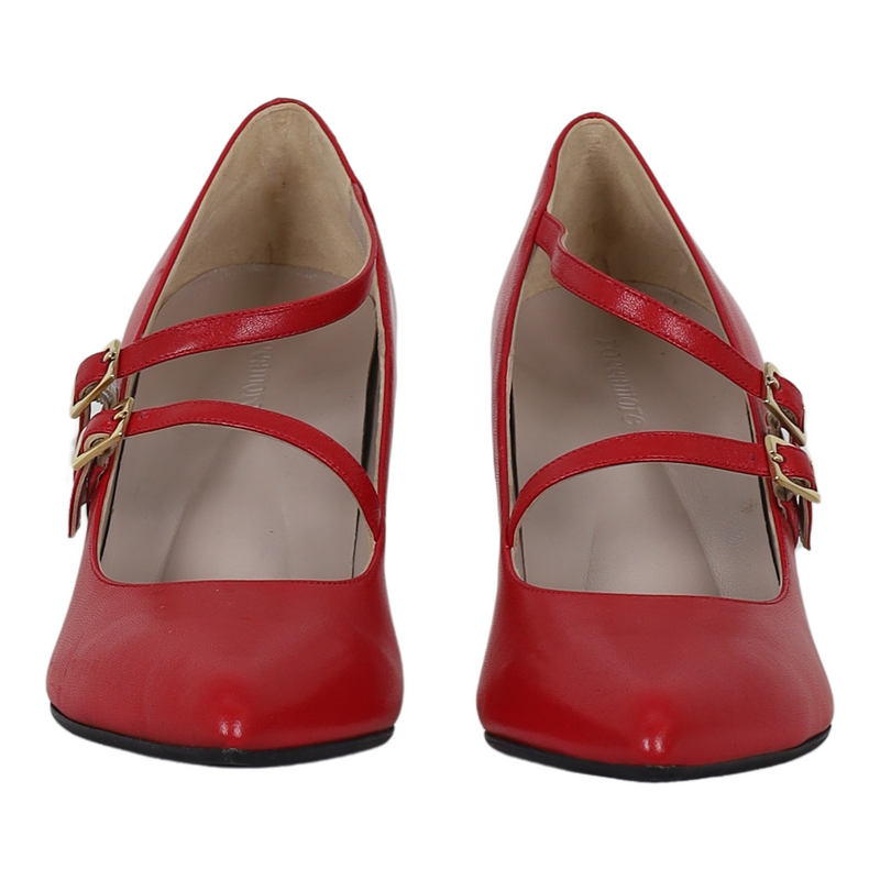 Mia Red 37