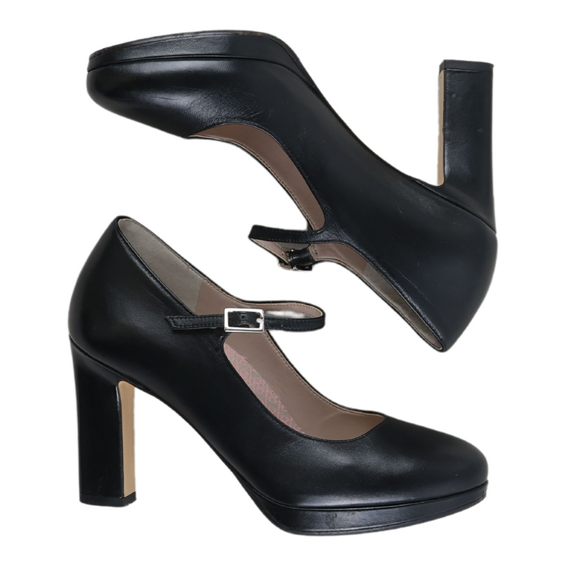 Halle Black 37