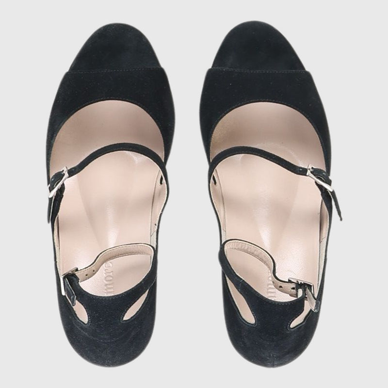 Hedy Black 38