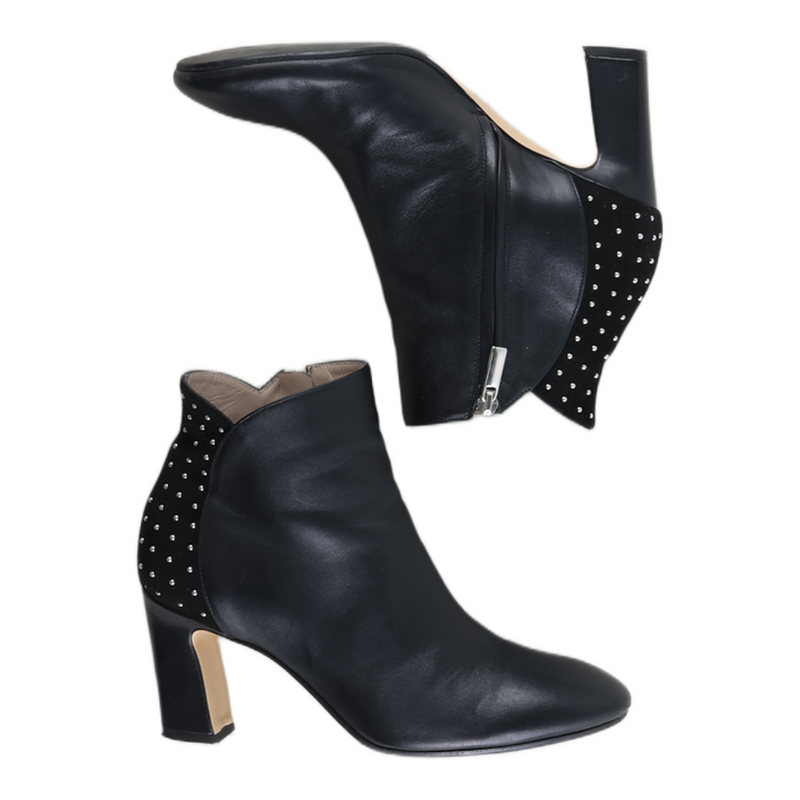 Mathilde Studs Black 38