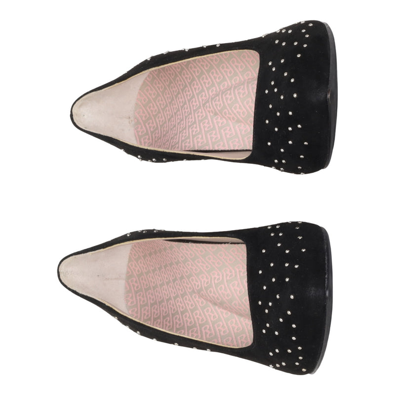Daya Studs Black 36