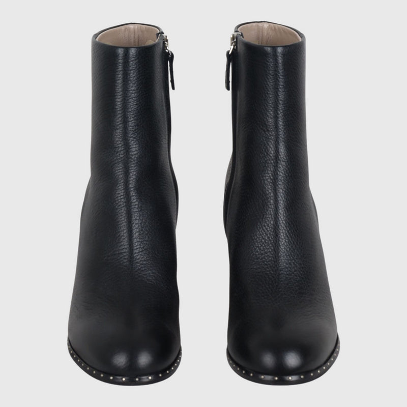 Saga Black 37