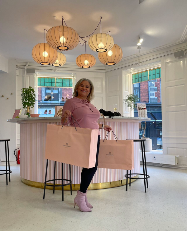 roccamore arrangement private shopping