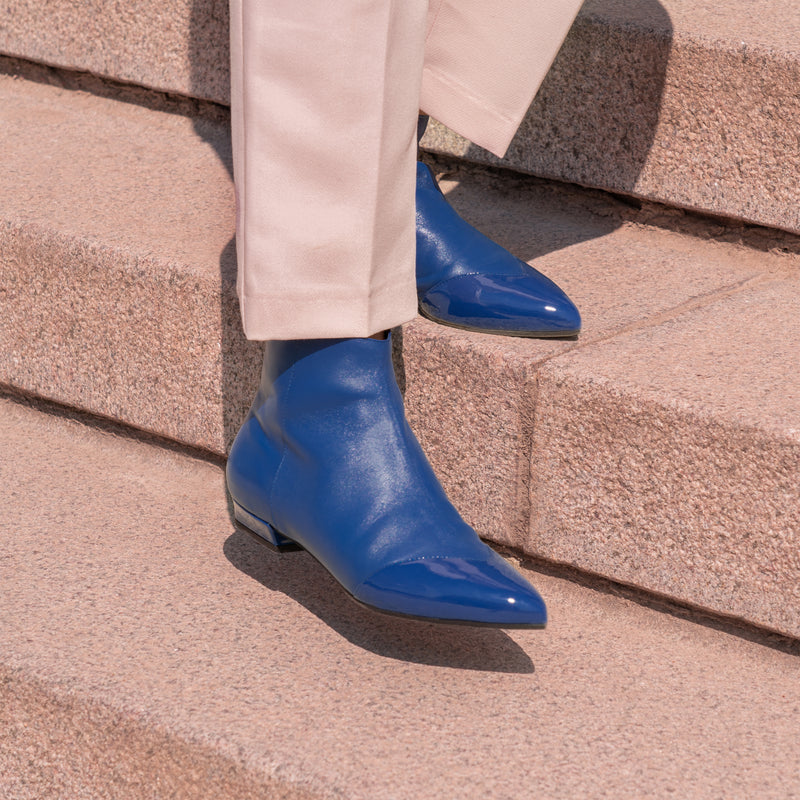 Lola Boot Iris