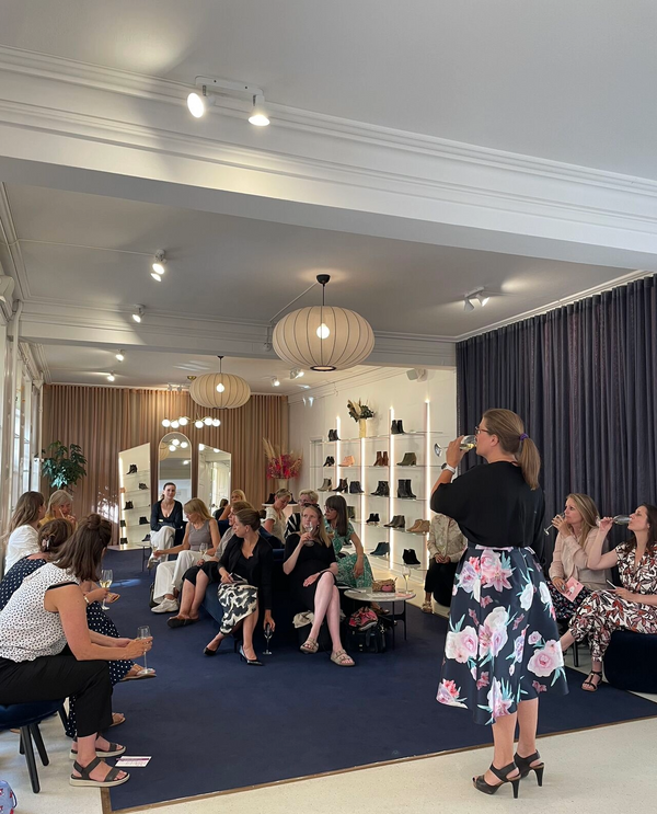 roccamore arrangement private shopping