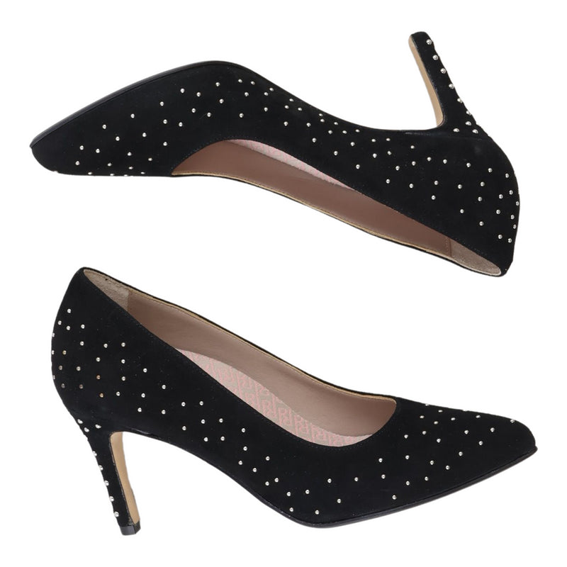 Daya Studs Black 36