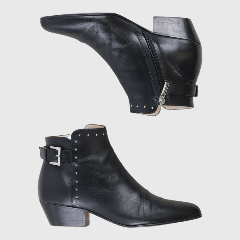 Lene Studs Black 37