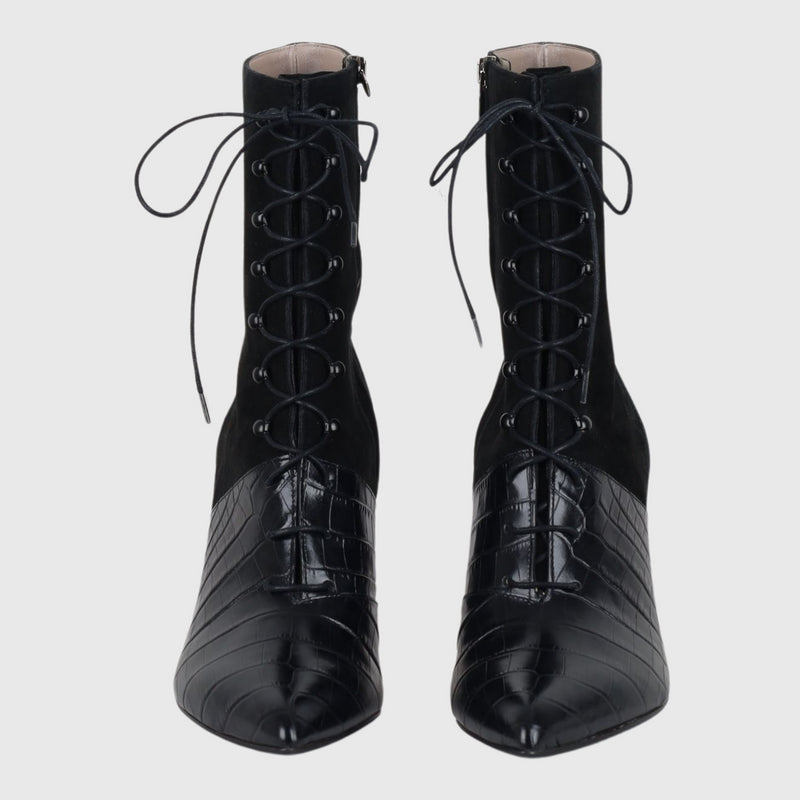 Jenifer Black 38