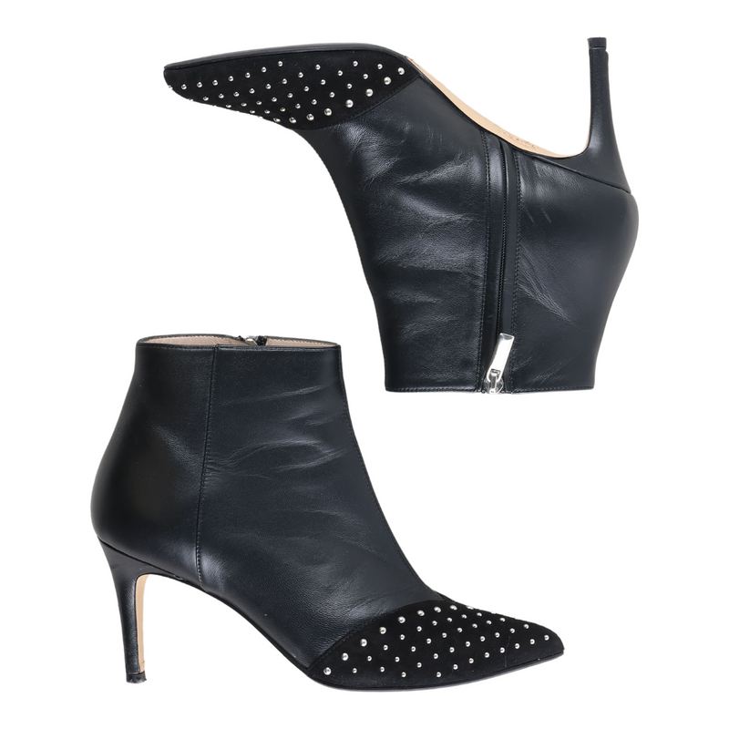 Foxy Studs Black 38