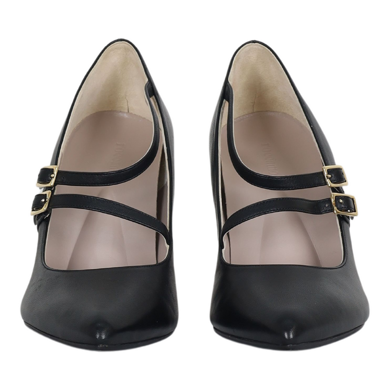 Eve Black 39