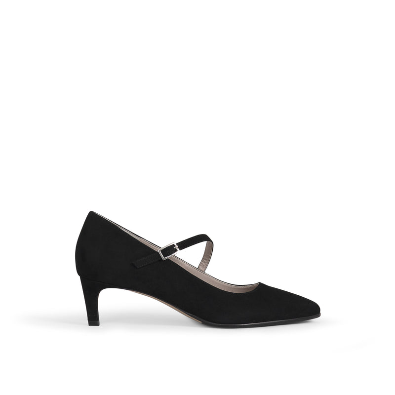 Moxie Black 39