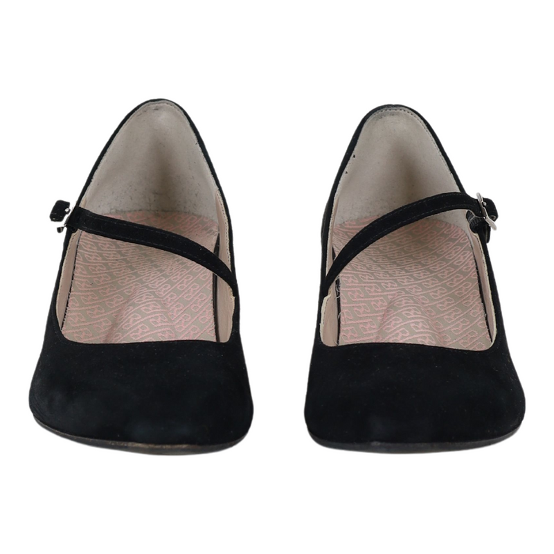 Moxie Black 39