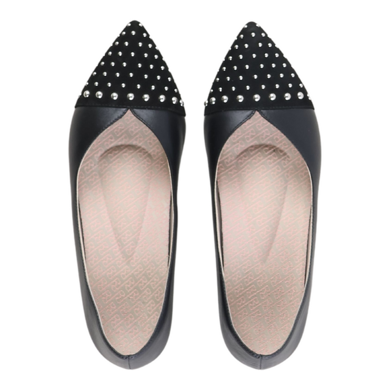 Lola Studs Black 37