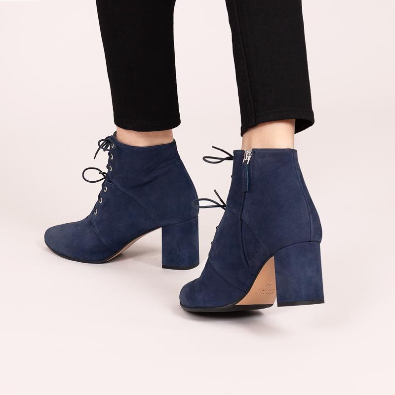 Carla Midnight
