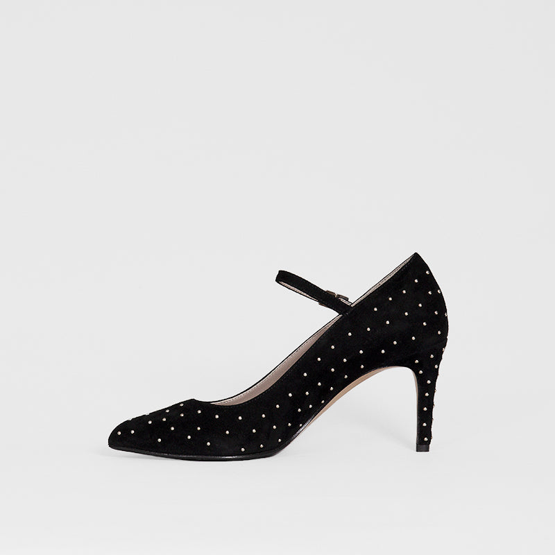 Daya Black Studs