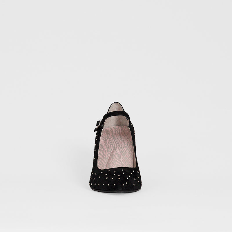 Daya Black Studs