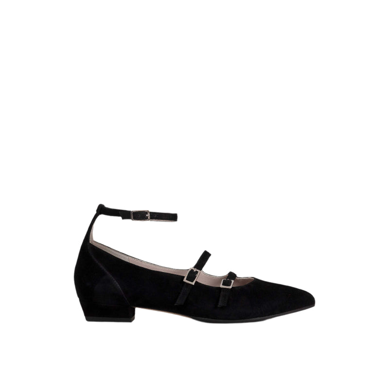 Dea Black