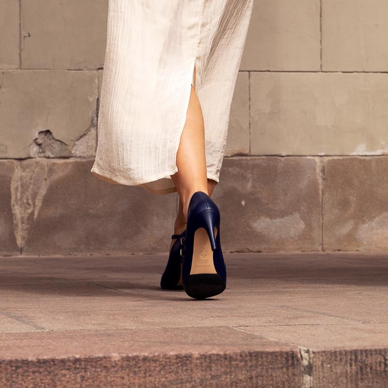 Eve Navy